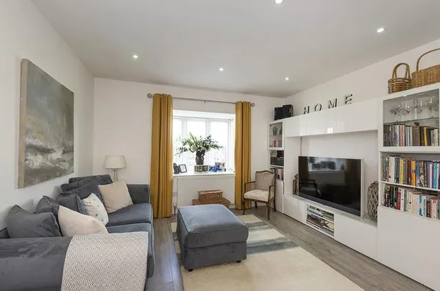 Avenue Road, Bexleyheath, DA7, photo 1