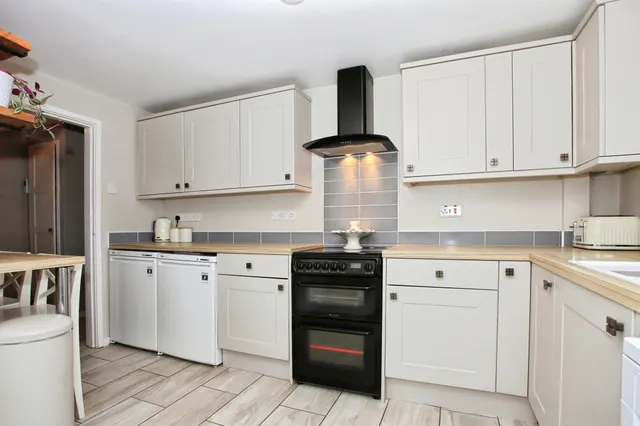 Lindsey Close, Peterborough, PE4, photo 2
