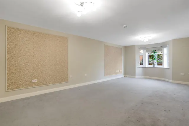 Outwood Lane, Chipstead, CR5, photo 1