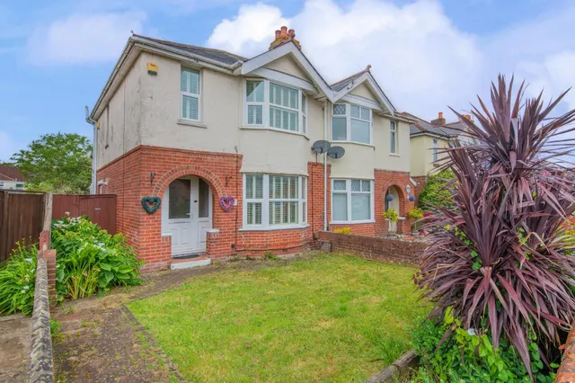 Chamberlayne Road, Eastleigh, Hampshire, SO50 5JJ, photo 1