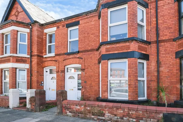 Calton Avenue, Liverpool, L18, photo 1