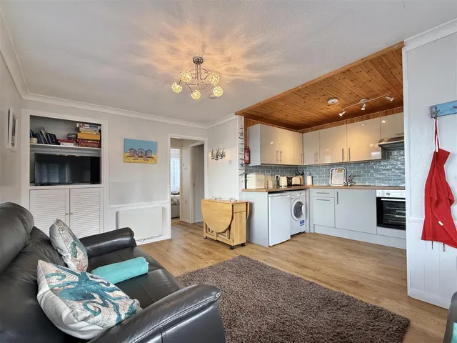 Greenway Road, Galmpton, photo 2