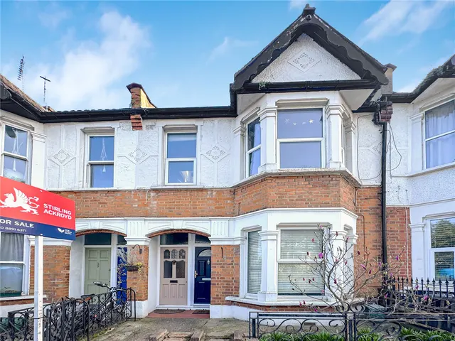 Staines Road, Twickenham, TW2, photo 1