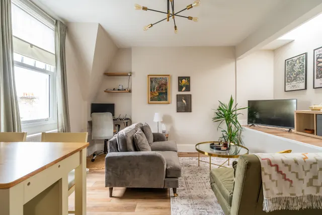 Epple Road, London, SW6, photo 1