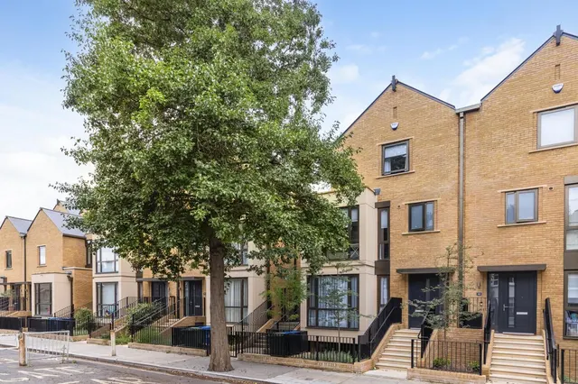 house — Gilkes Crescent, Dulwich Village, London, SE21