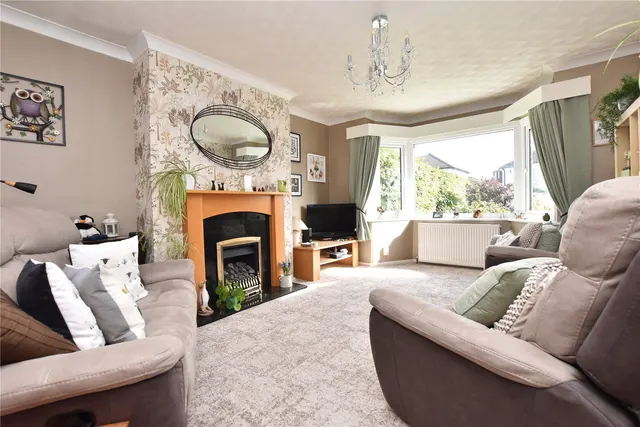 Ringwood Gardens, Leeds, LS14, photo 2