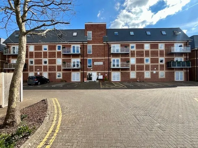 Alton Mews, Aylesbury, HP19, photo 1