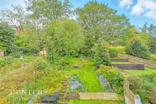 Whittaker Drive, Smithy Bridge, OL15, photo 2