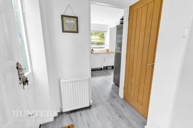 Whittaker Drive, Smithy Bridge, OL15, photo 3