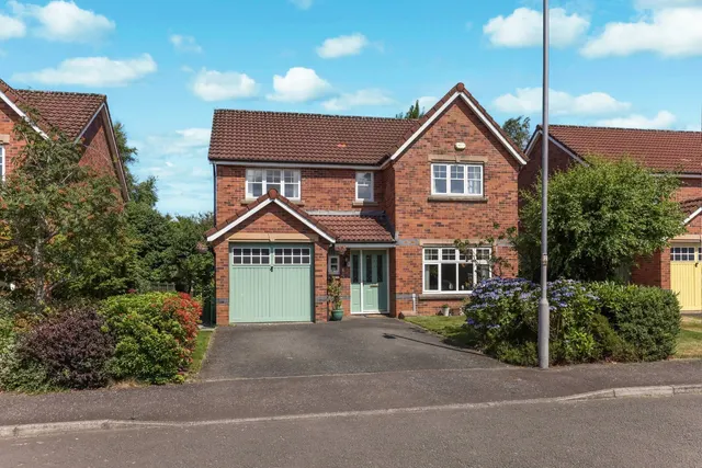 Rossland Gardens, Bishopton, Renfrewshire, PA7, photo 1