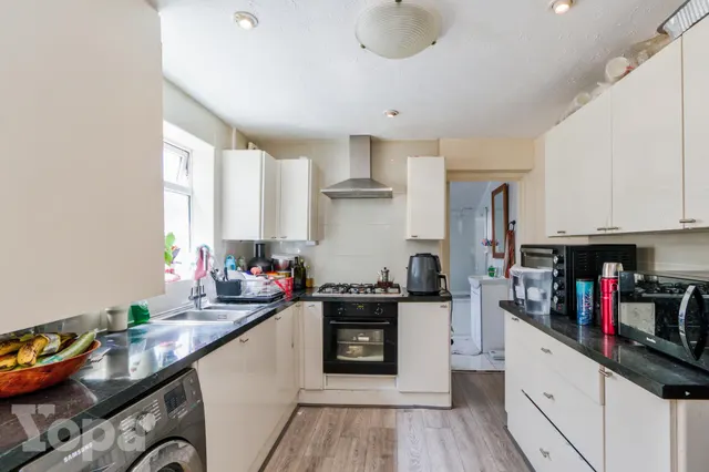 South Road, Erith, DA8, photo 3