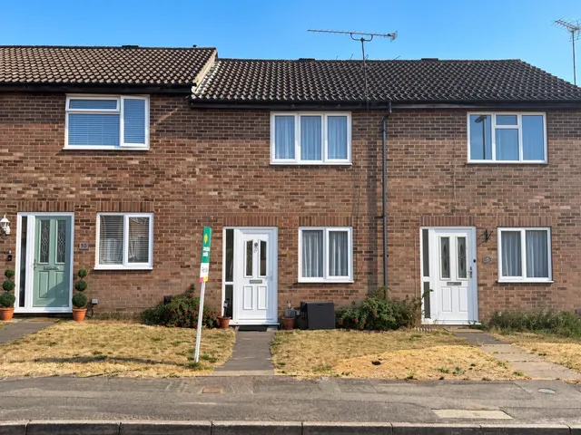 Brindle Close, Aldershot, Hampshire, GU11 3UF, photo 1