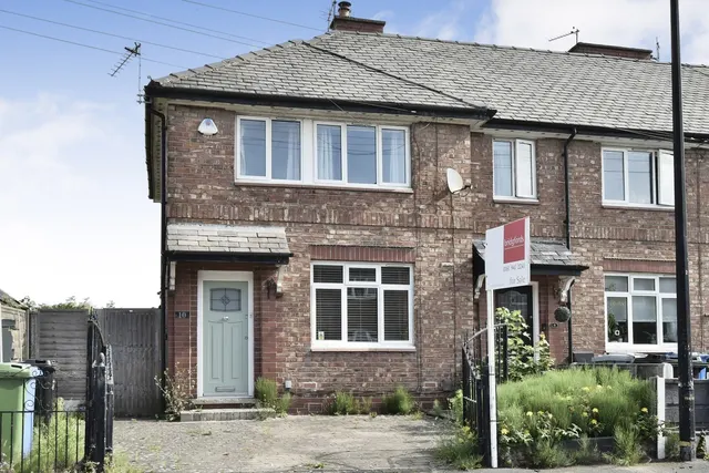 Lee Avenue, Broadheath, Altrincham, WA14, photo 1