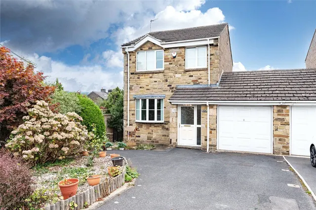 Back Lane, Guiseley, LS20, photo 1