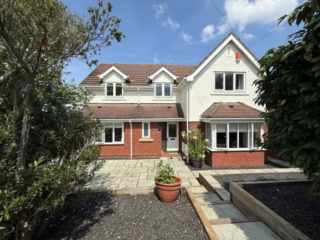 Silver Street, Nailsea, BS48, photo 1