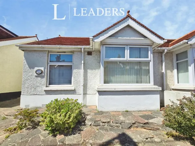 Anns Hill Road, Gosport, PO12, photo 2