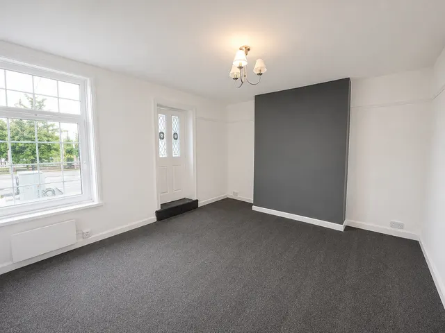 Photo 2 — Dewsbury Road, Wakefield