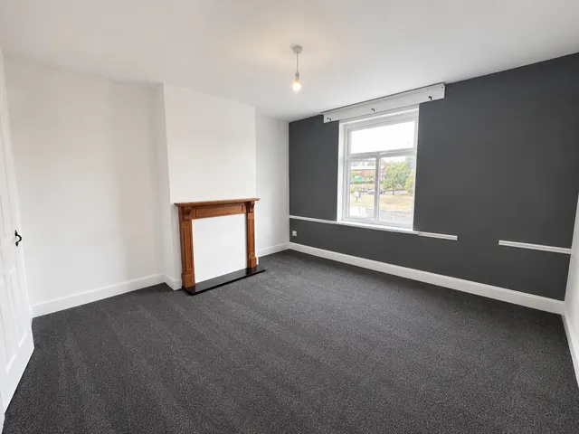 Photo 3 — Dewsbury Road, Wakefield