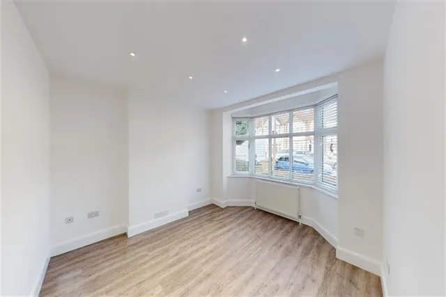 Chingford, London, E4, photo 2