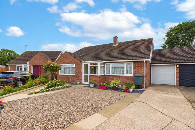 Turner Close, Ditchingham, NR35, photo 1