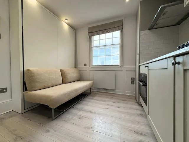 Gloucester Place, Marylebone, NW1, photo 1