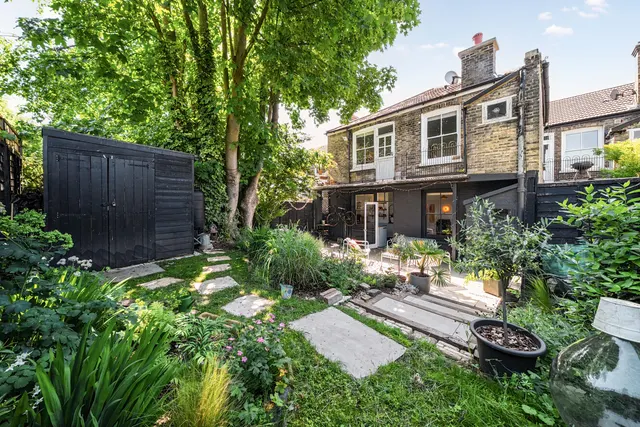 Wellfield Road, Streatham, London, SW16, photo 1