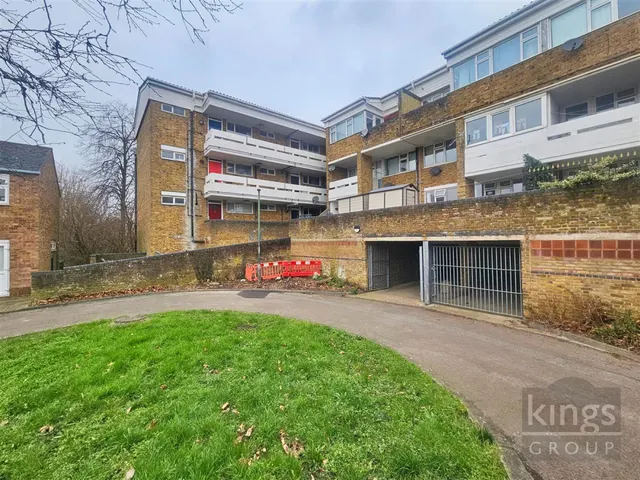 Brockles Mead, Harlow, photo 1