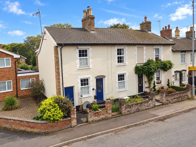 Toddington, Bedfordshire, photo 1