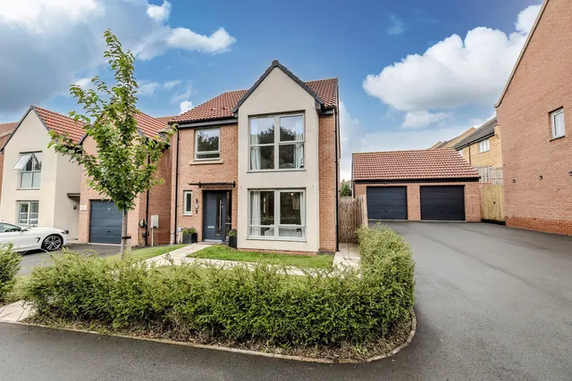 Dahlia Road, Callerton, photo 1