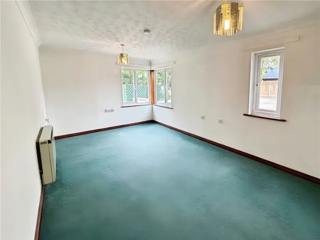 Lower Common Road, West Wellow, SO51, photo 2