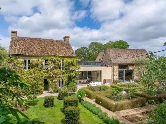 Ditchley Road, Charlbury, Chipping Norton, Oxfordshire, OX7 3QT, photo 1