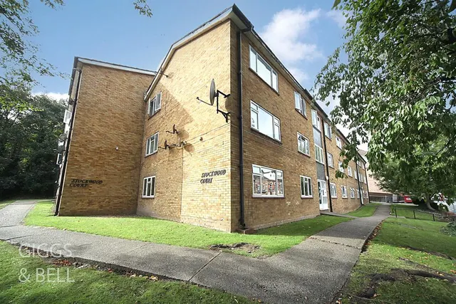 Stockwood Crescent, Luton, LU1 3ST, photo 1