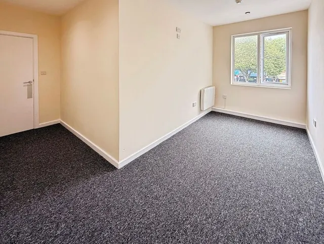 Photo 2 — Nuthall Road, Nottingham, Nottinghamshire, NG8