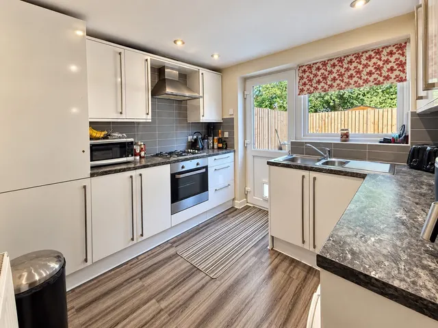 Henville Close, Gosport, PO13, photo 2