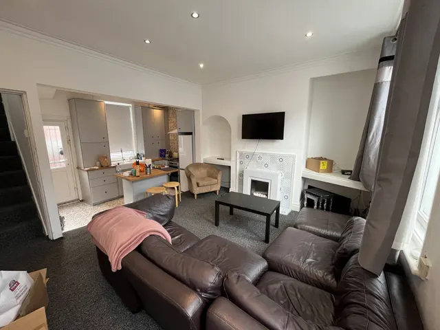 Hartley Grove, Woodhouse, LS6, photo 1