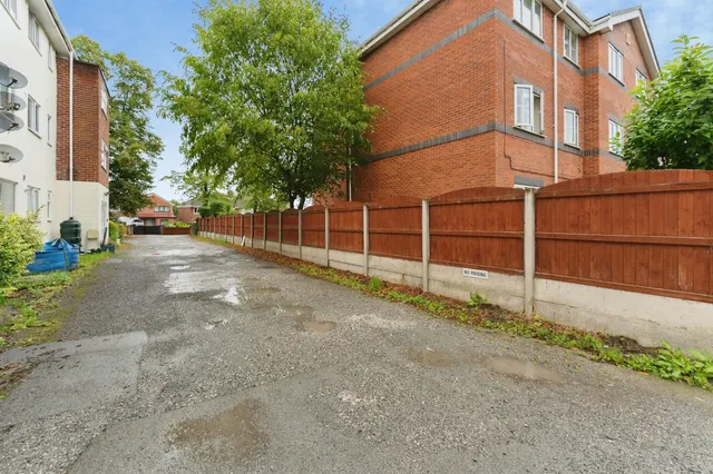 Egerton Park, Rock Ferry, Birkenhead, photo 1