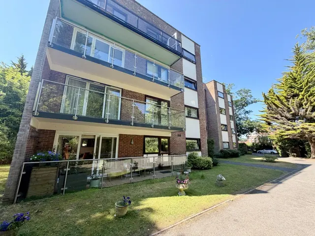 Western Road, BH13, photo 2