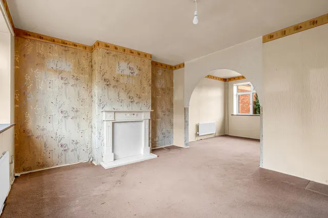 Photo 3 — Cozens Road, Ware, SG12 7HJ
