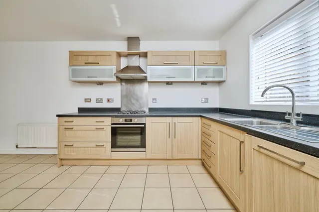 Coppen Road, Peterborough, PE7, photo 2
