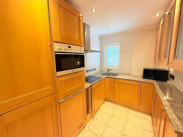 Symphony Court, Birmingham, B16, photo 3