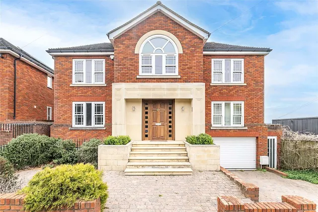 Cottenham Park Road, Wimbledon, London, SW20 0RX, photo 1