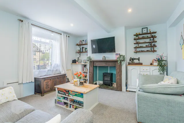 Photo 2 — Lee Lane, Horwich, Bolton, BL6 7AF