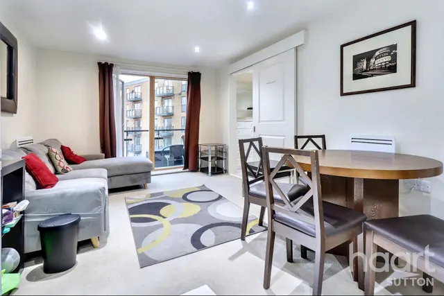Durnsford Road, London, SW19, photo 1