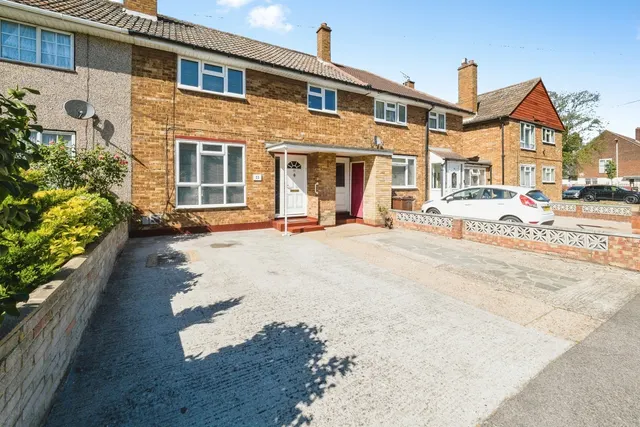 Roycraft Avenue, Barking, IG11, photo 1