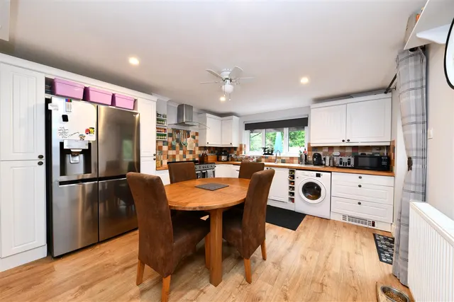 Photo 3 — Thirlmere, Stevenage, Herts, SG1 6AH