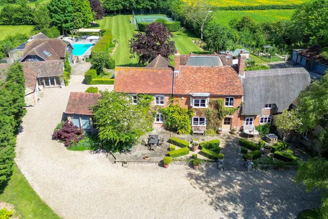 Bridge Farm, Faringdon, SN7, photo 1
