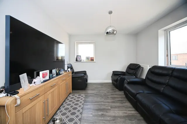 Holly Lane, Houghton Regis, LU5, photo 2