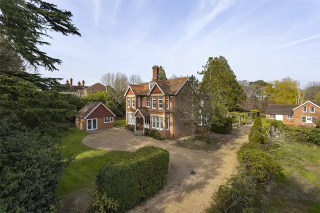 Eastbourne Road, Halland, BN8, photo 1