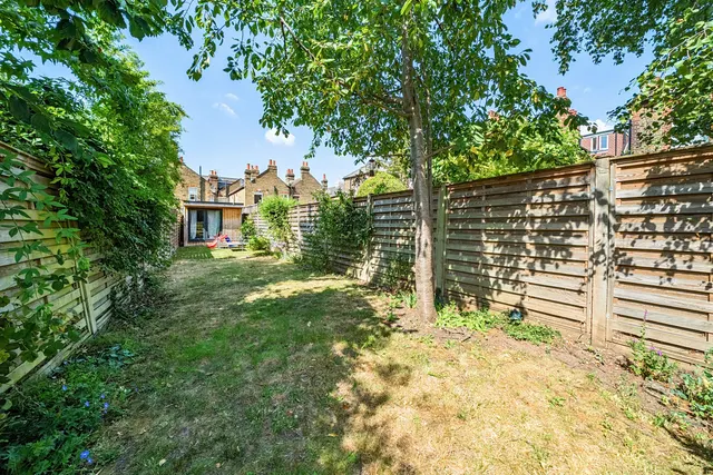 Photo 3 — Criffel Avenue, Telford Park, London, SW2