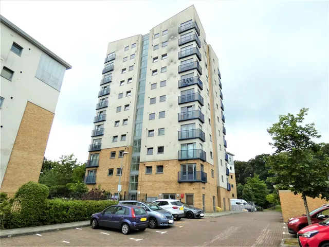 Priestley Road, Basingstoke, Hampshire, RG24 9FB, photo 1